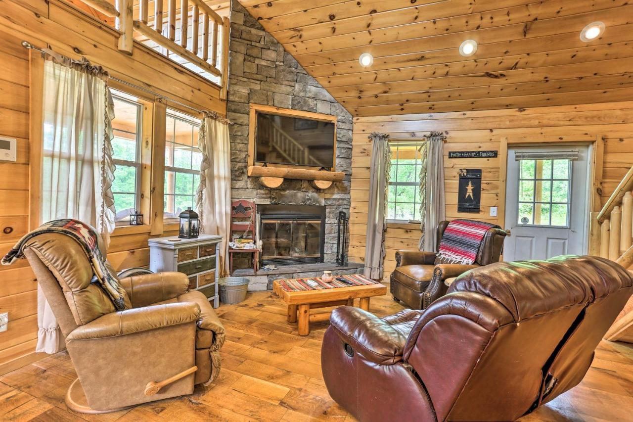 Charming Blakely Cabin With Porch And Valley Views! Bagian luar foto